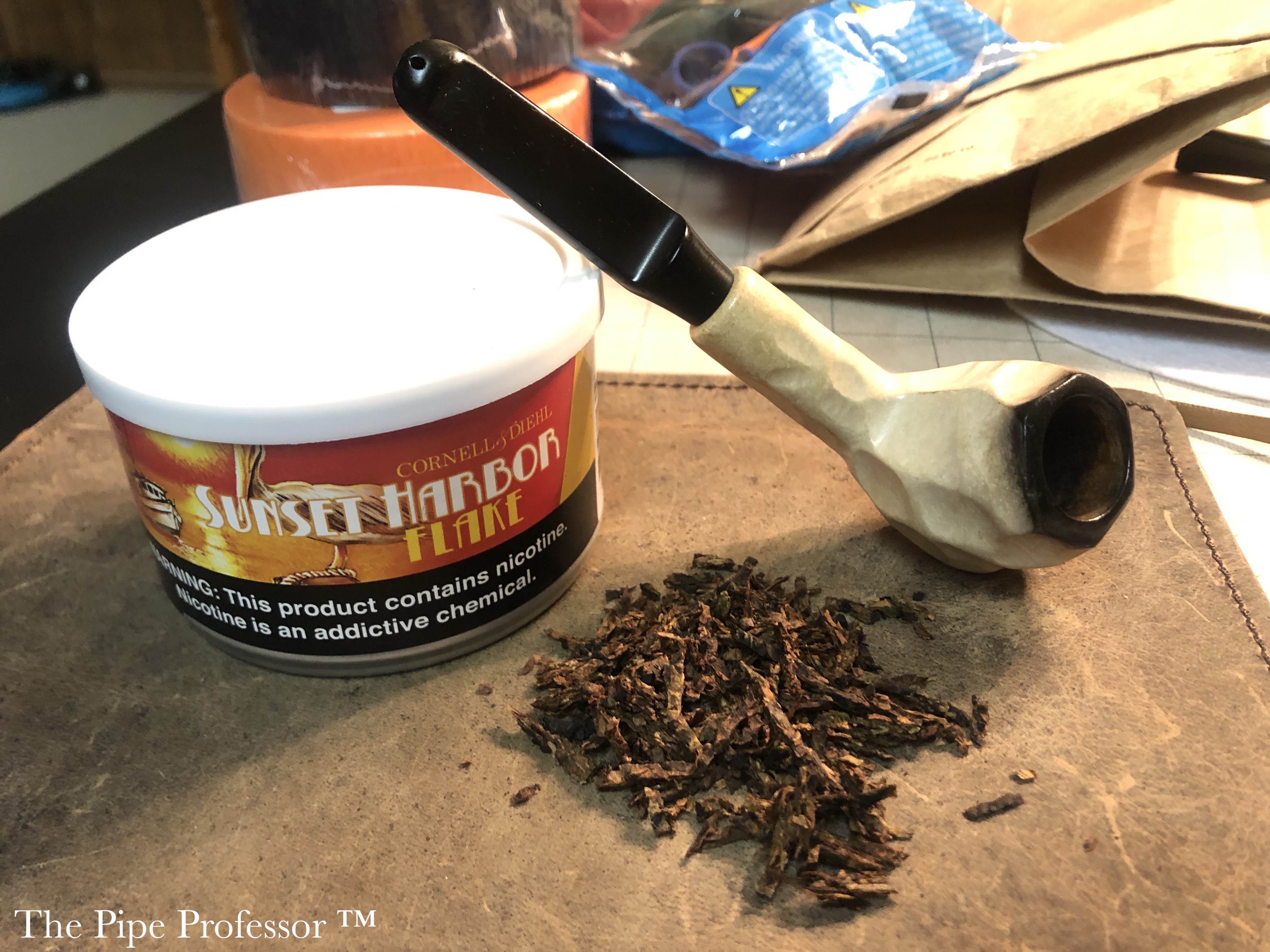 Cornell & Diehl Sunset Harbor Flake – The Pipe Professor
